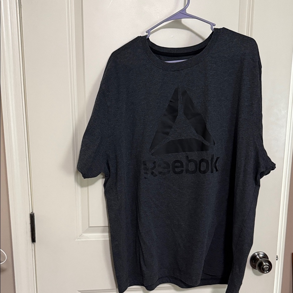 Reebok Men's Charcoal Gray Tee